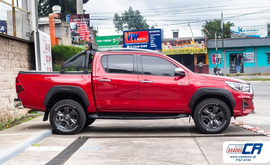 TOYOTA HILUX 2021