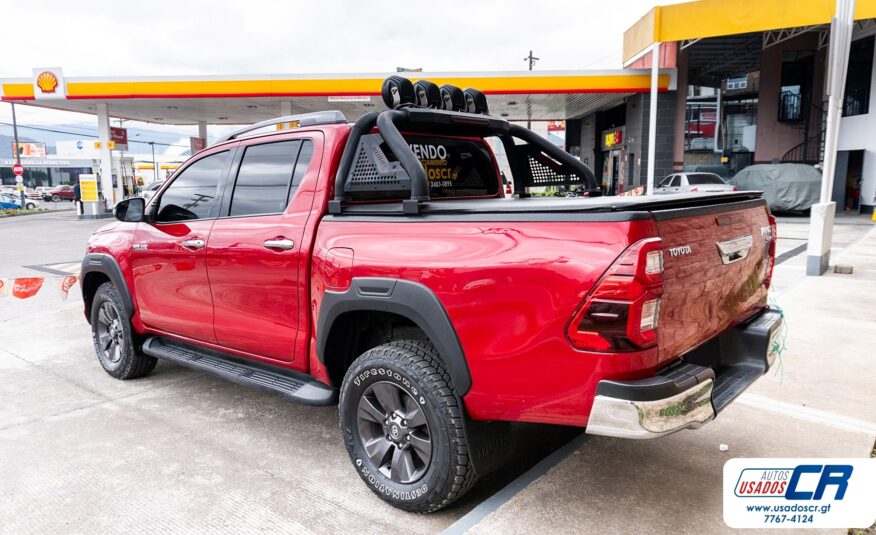 TOYOTA HILUX 2021
